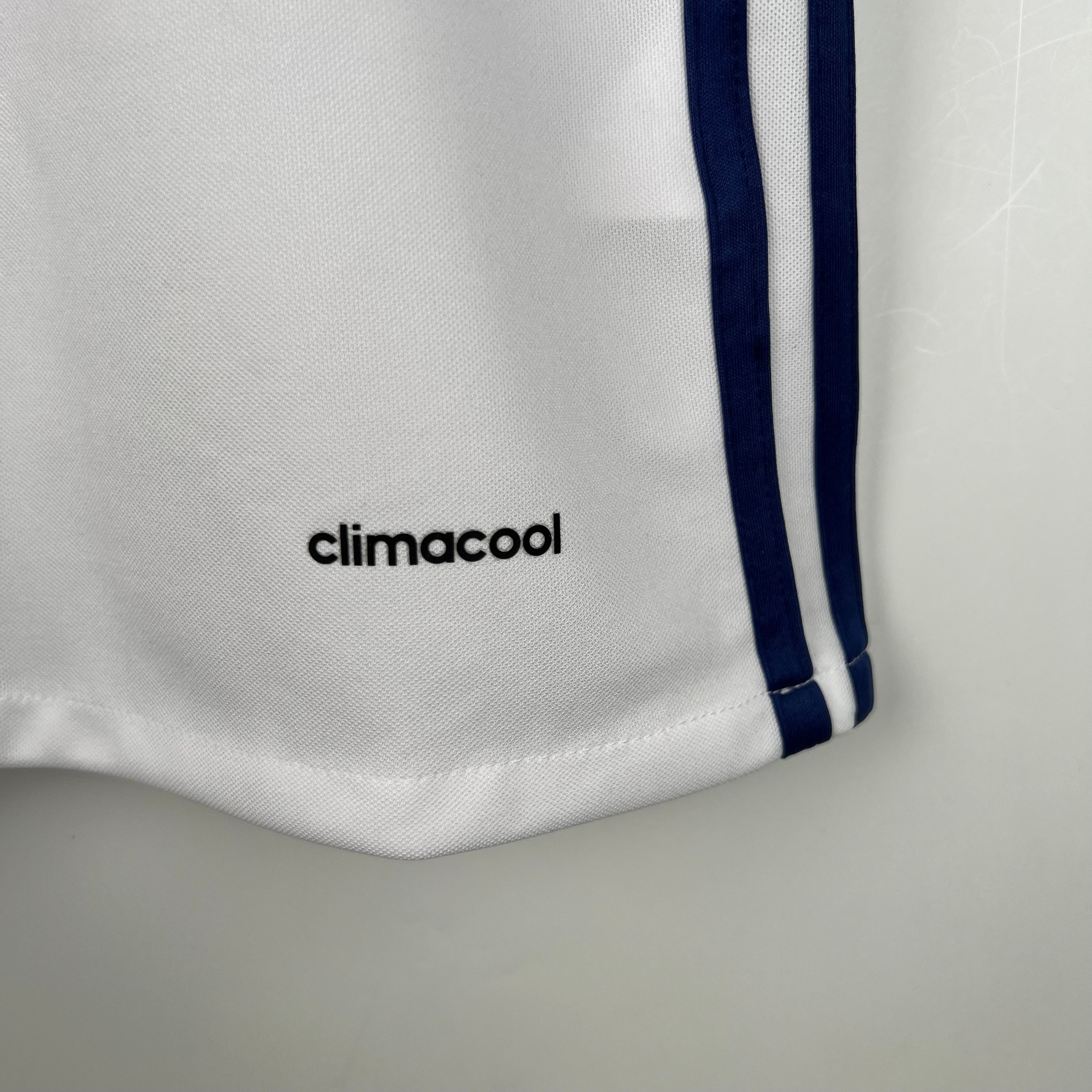 Camiseta Real Madrid Local Retro 2016/17