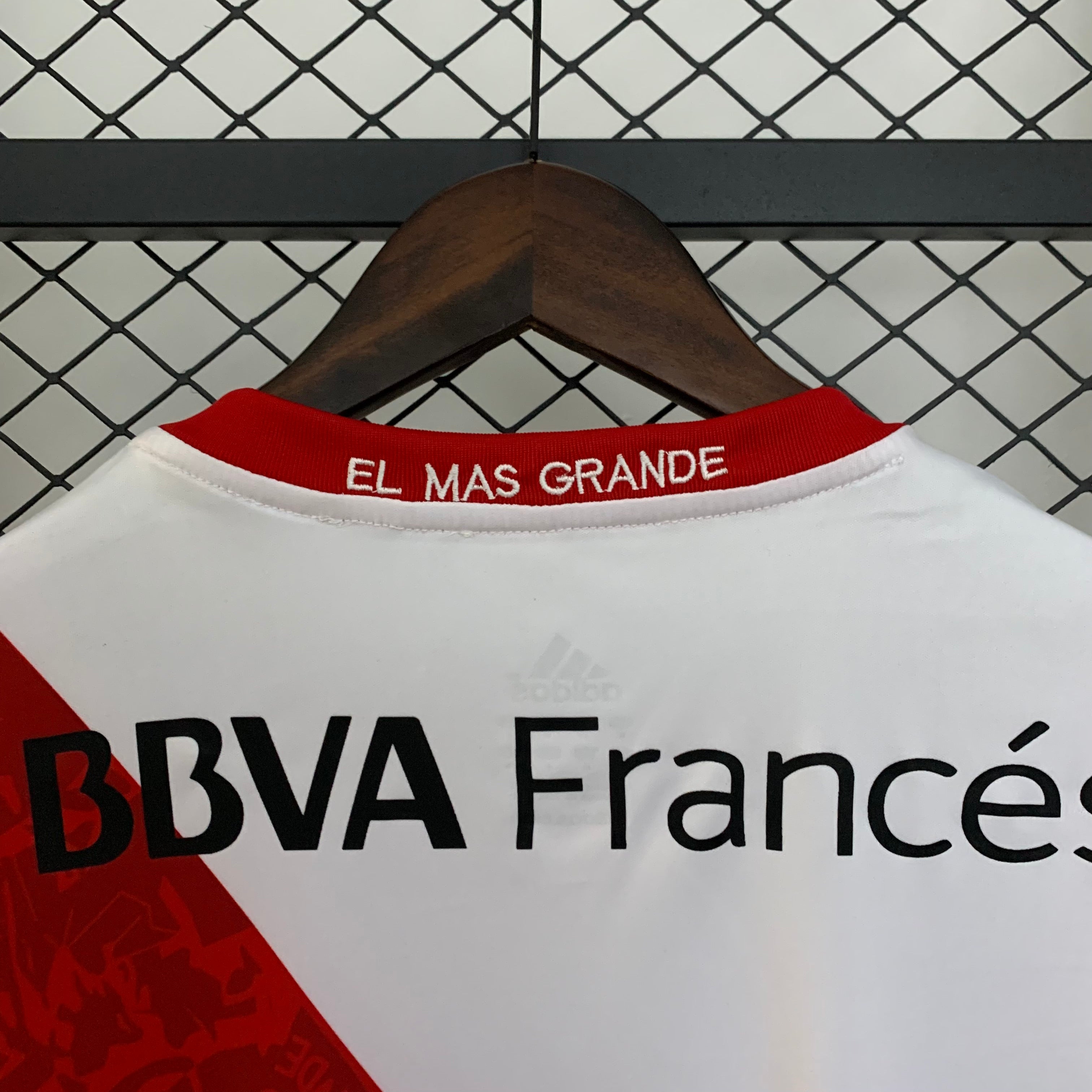 Camiseta River Plate Local Retro 2013/14 Versión Fan