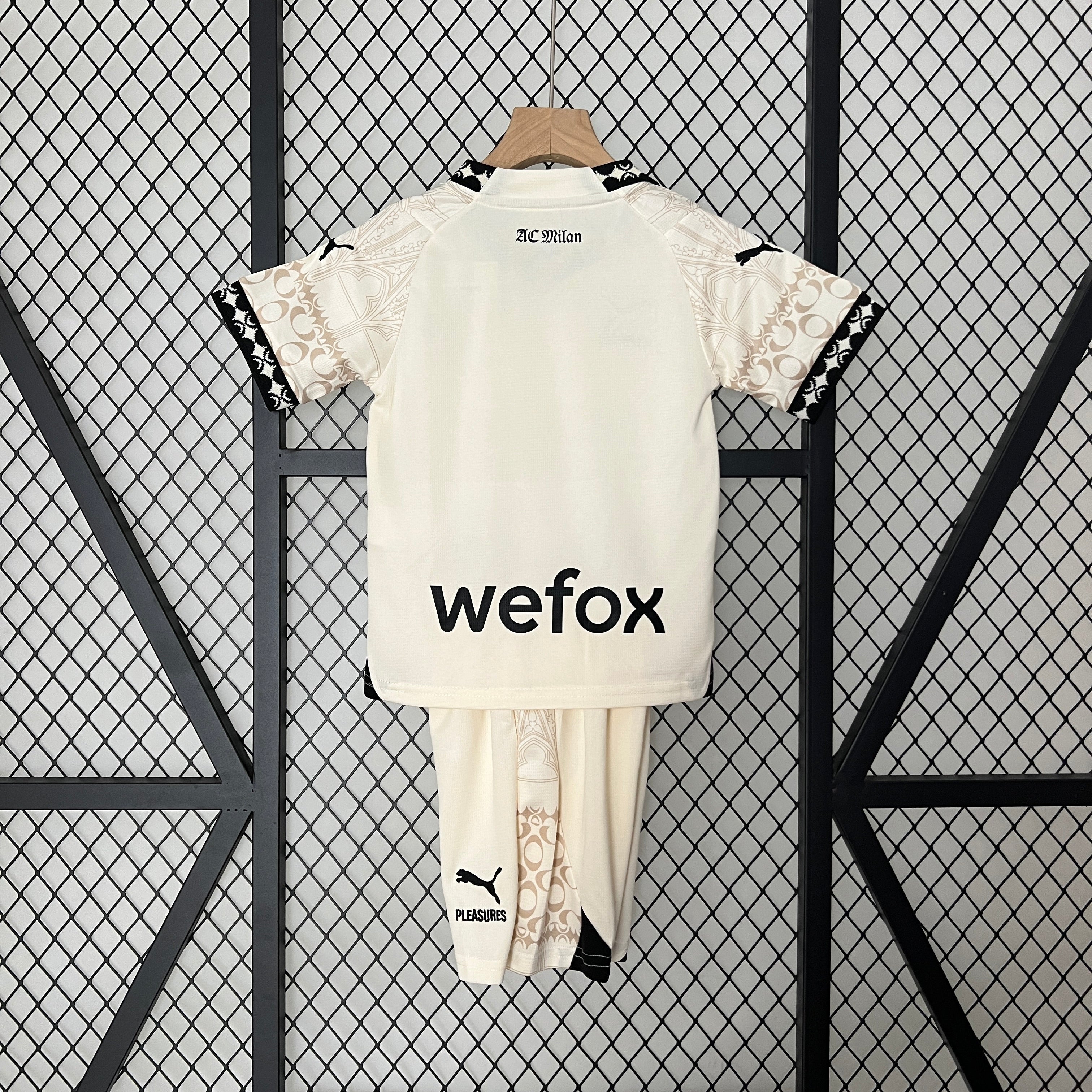 Conjunto niños AC Milan special edition 2024/25