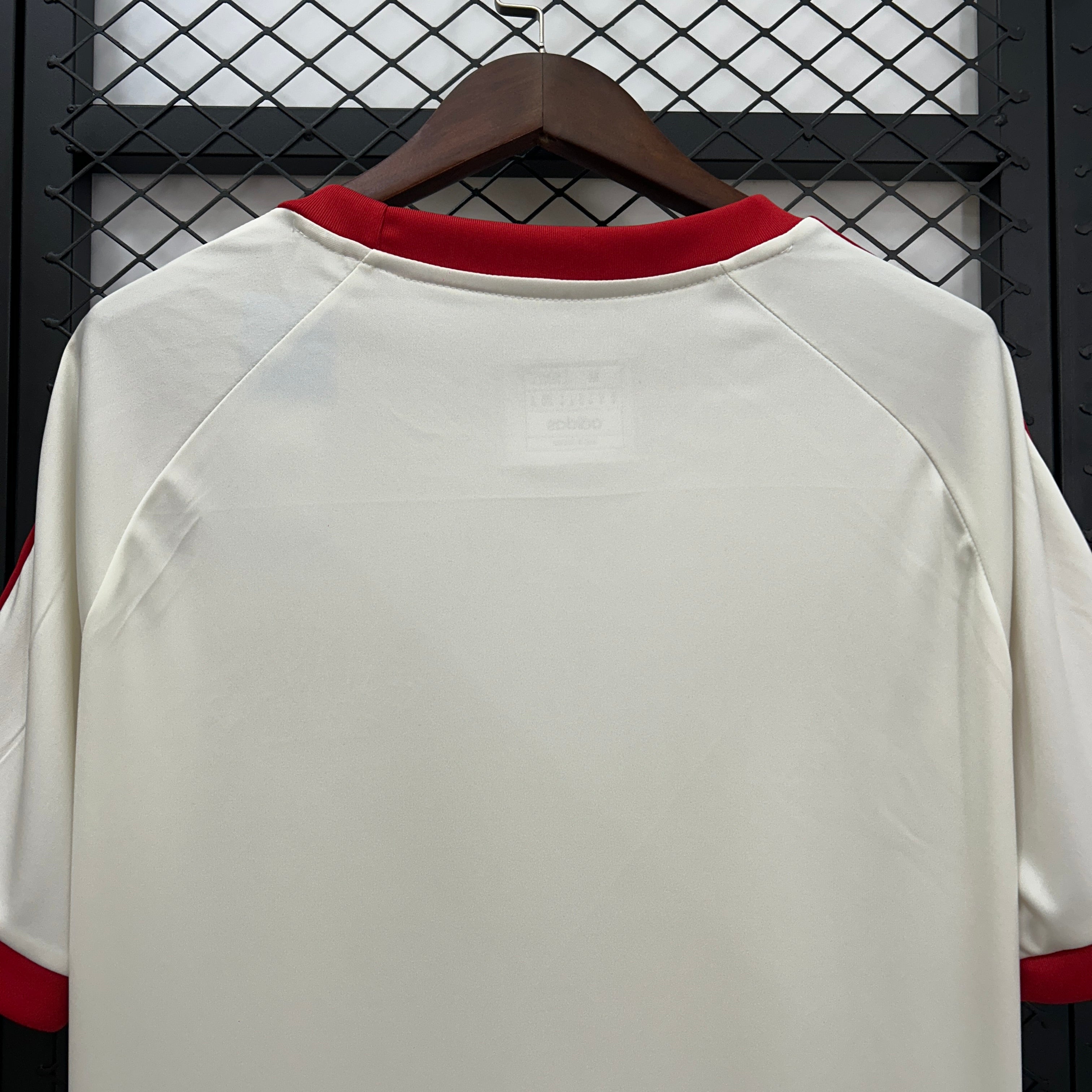 Camiseta Flamengo Conmemorativa 2025/26 Versión Fan