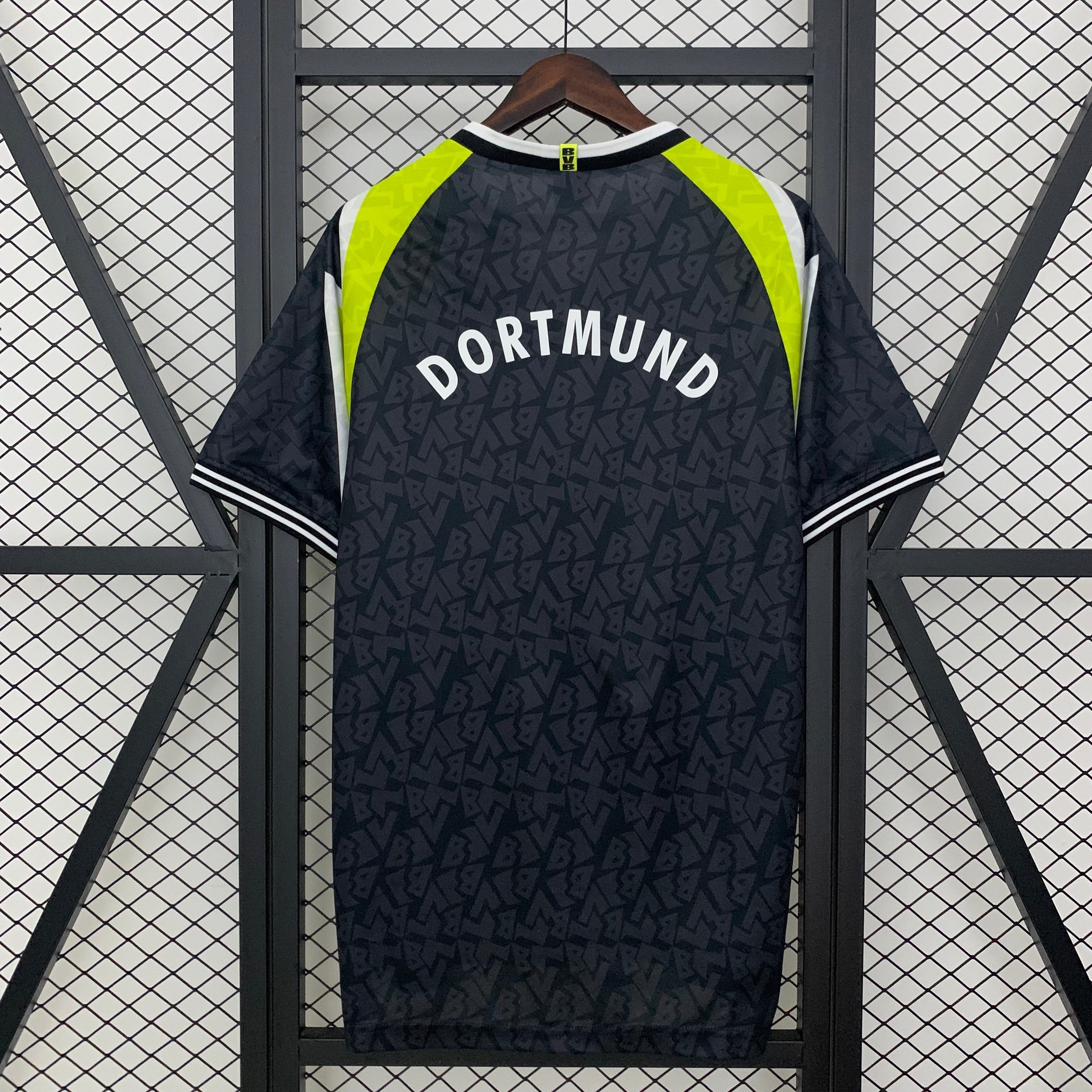 Camiseta Borussia Dortmund Visita Retro 1995/96 Versión Fan