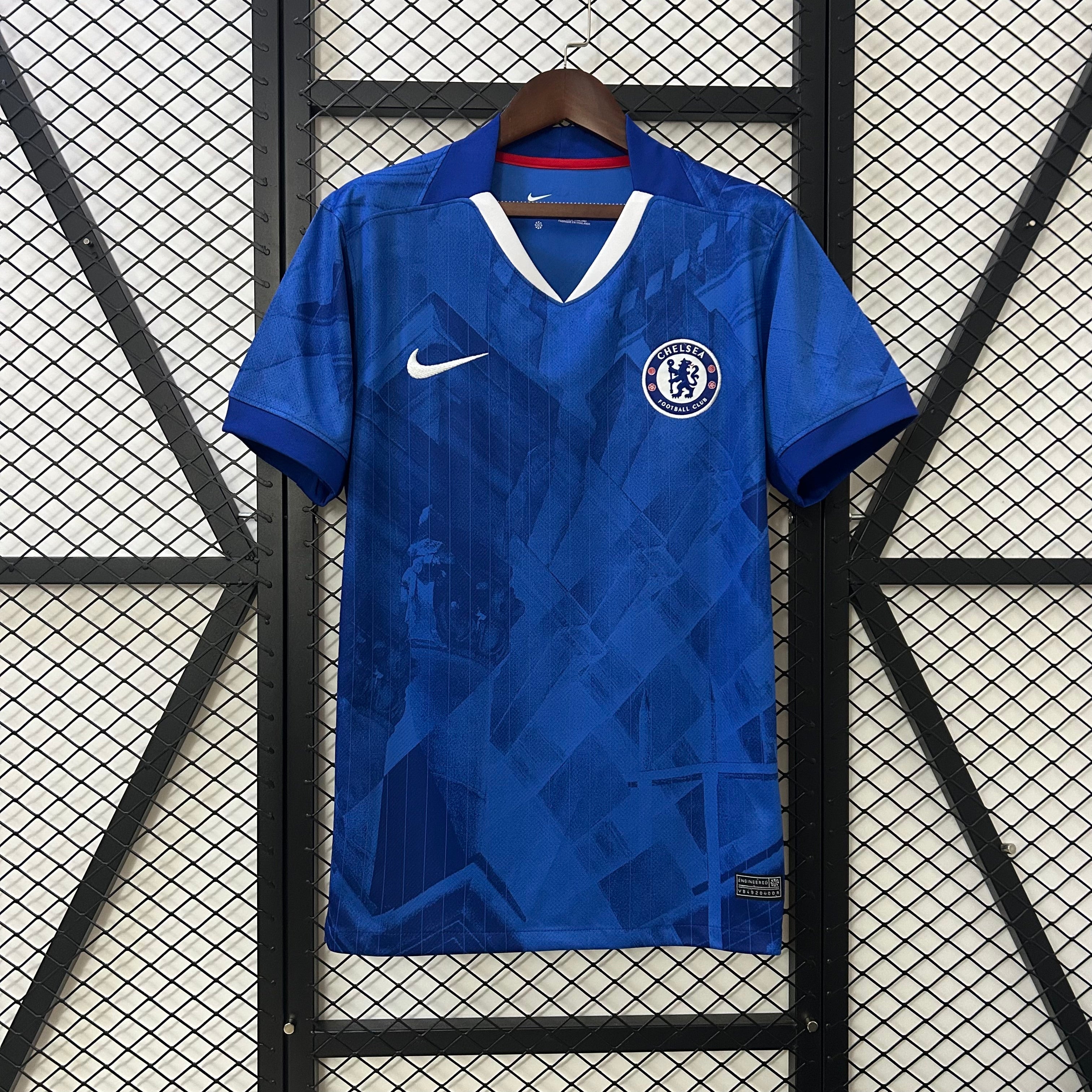 Chelsea Local 2025/26 Versión Fan