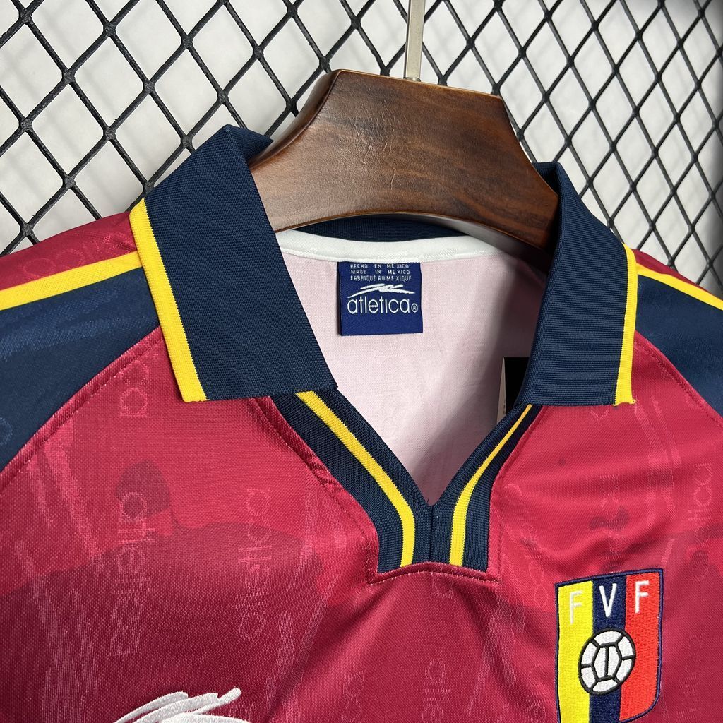 Camiseta Retro Venezuela 2000 🇻🇪 – Orgullo Vinotinto