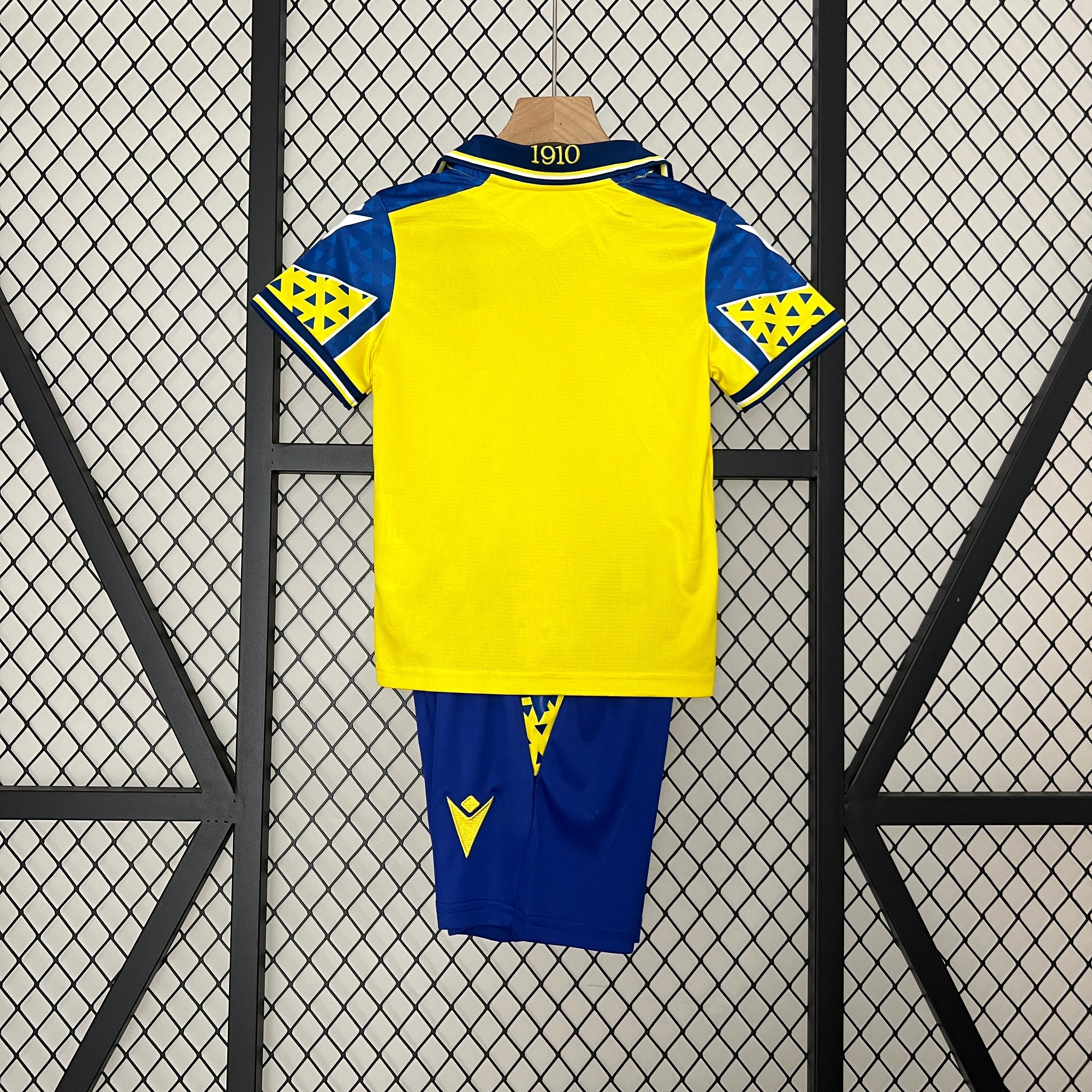 Conjunto niños Cadiz Local 2024/25