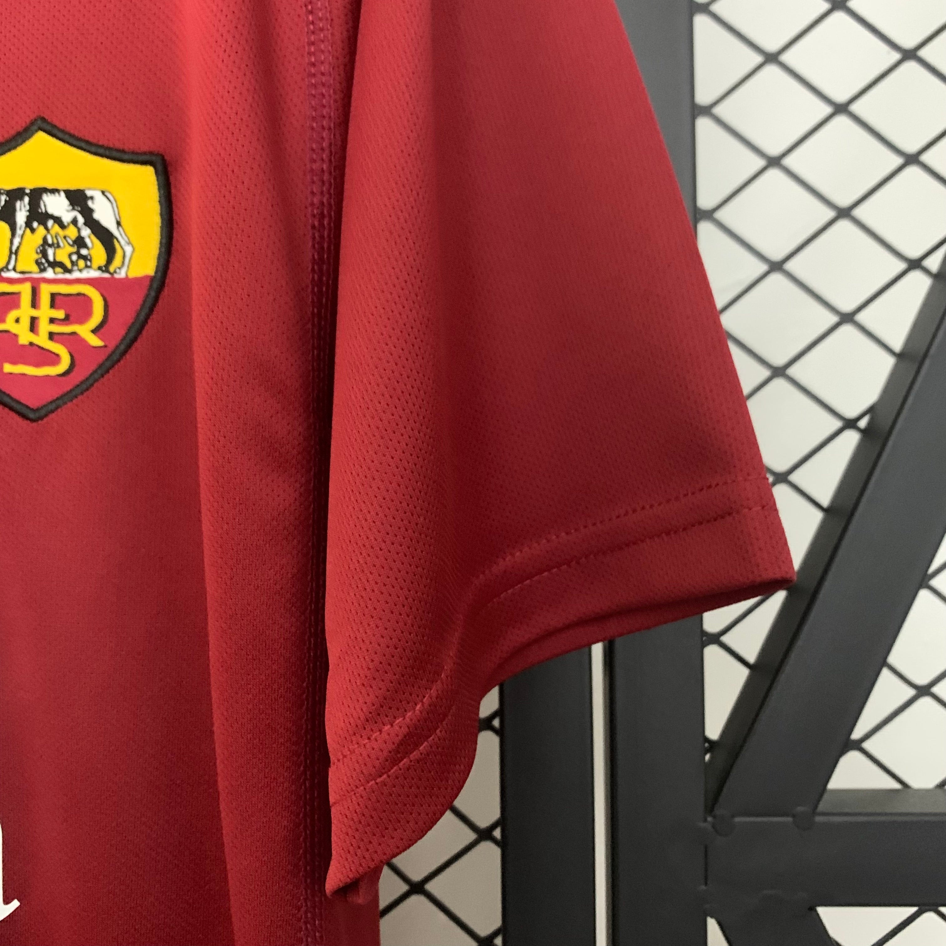 Camiseta AS Roma Local Retro 00/01 Versión Fan