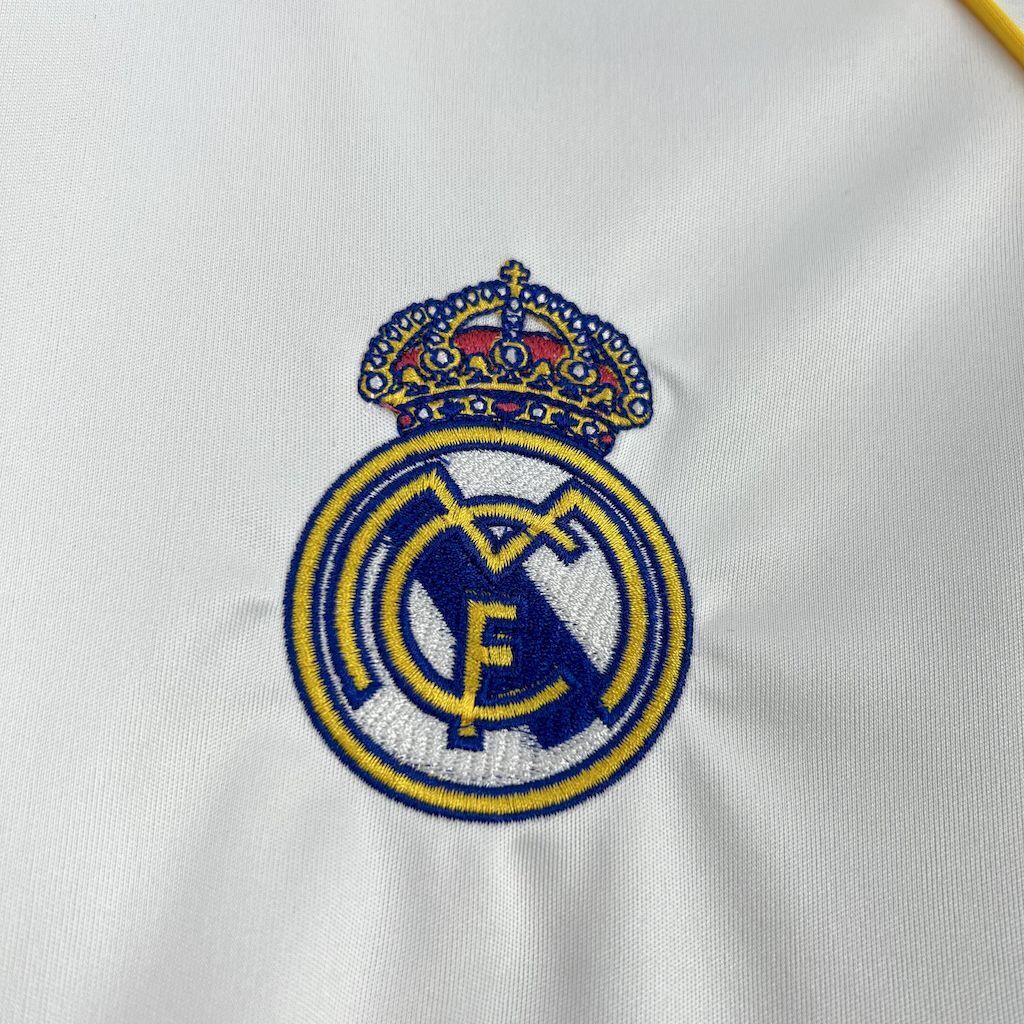 Real Madrid Local 2025/26 Versión Fan