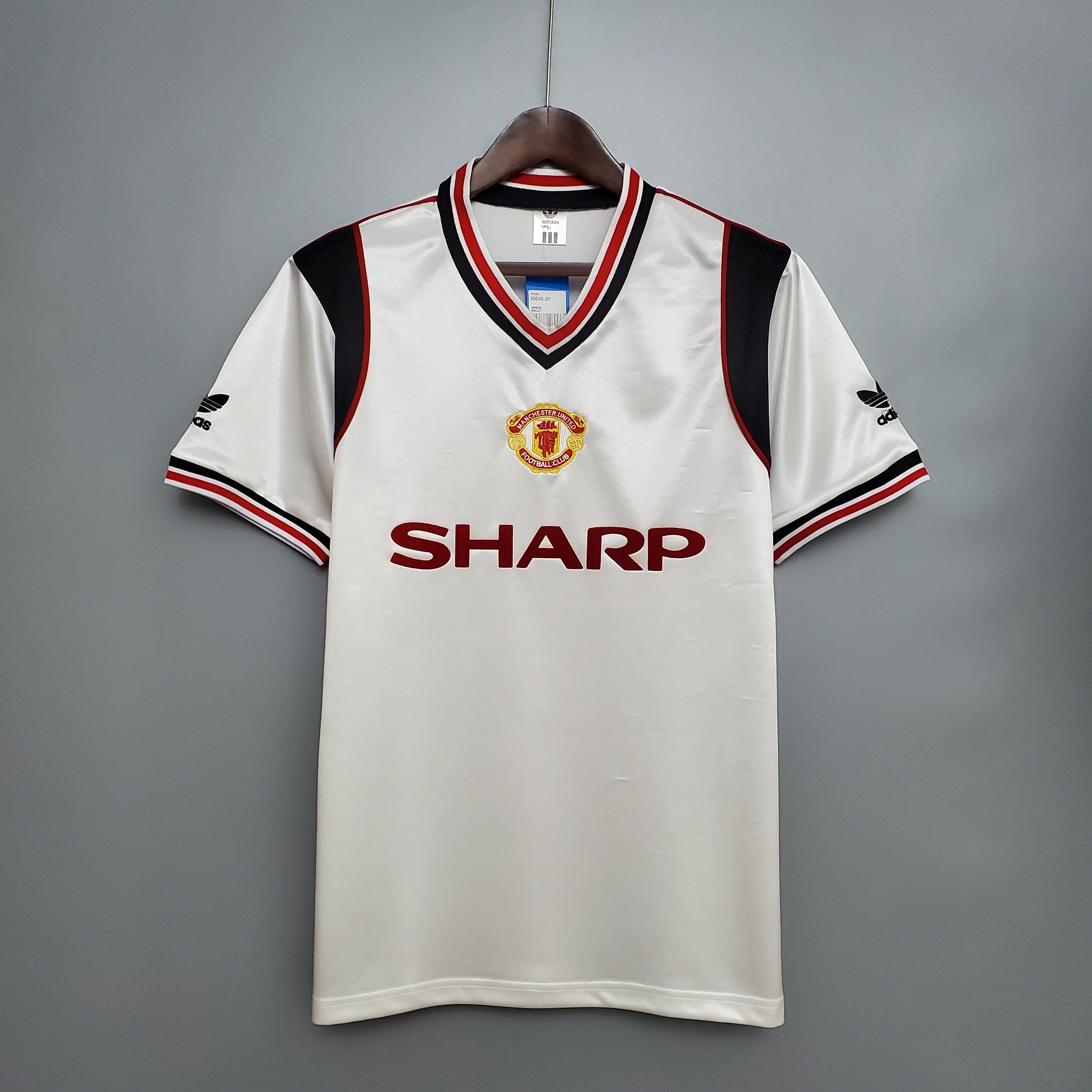 Manchester United 1985 White | Retro