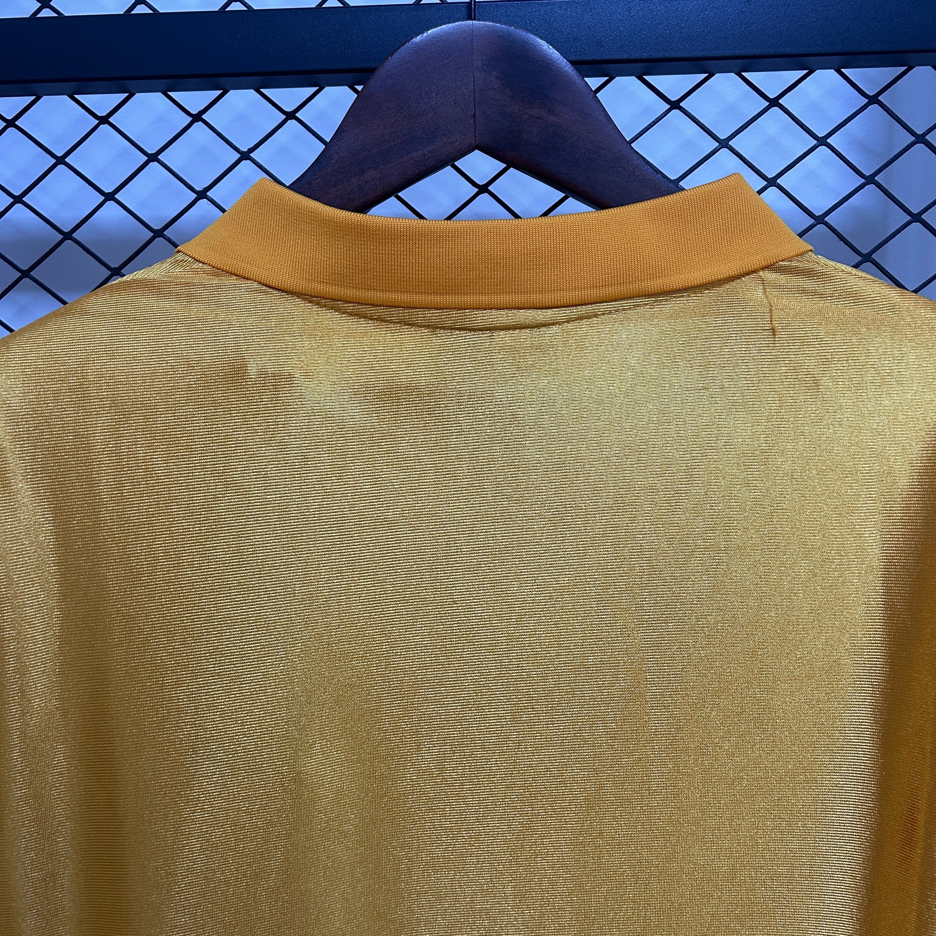 Wolves 70 Aniversario 2025/26 Versión Fan