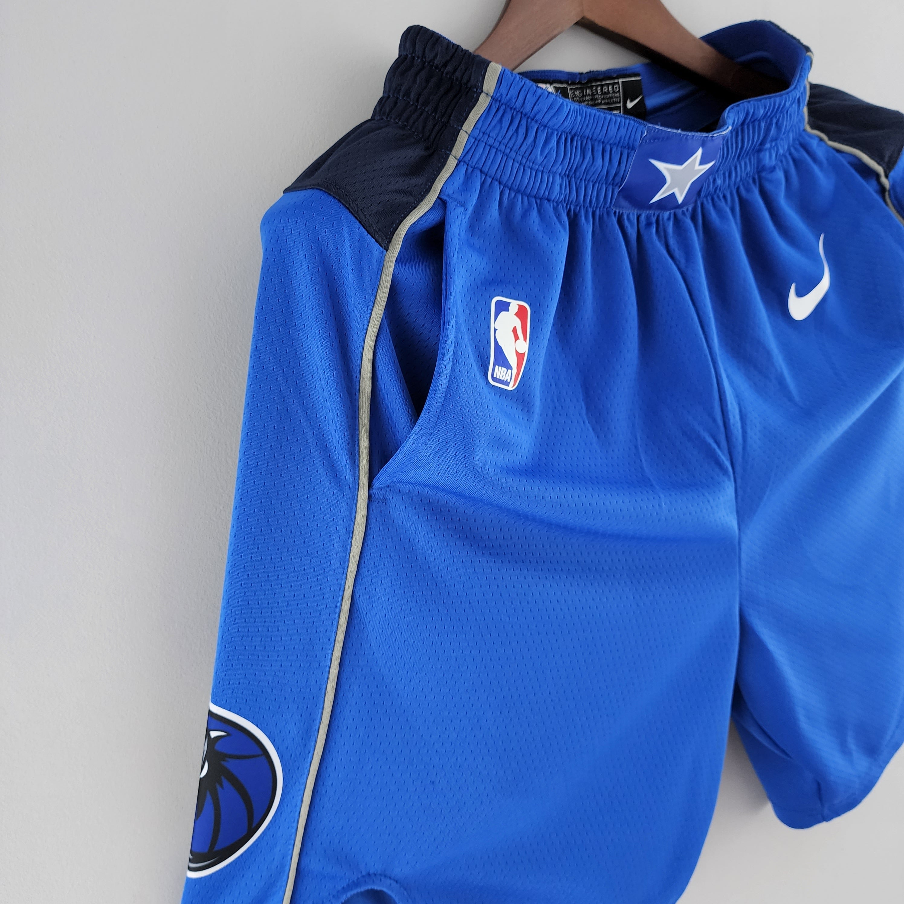Camiseta Dallas Mavericks Shorts Azules