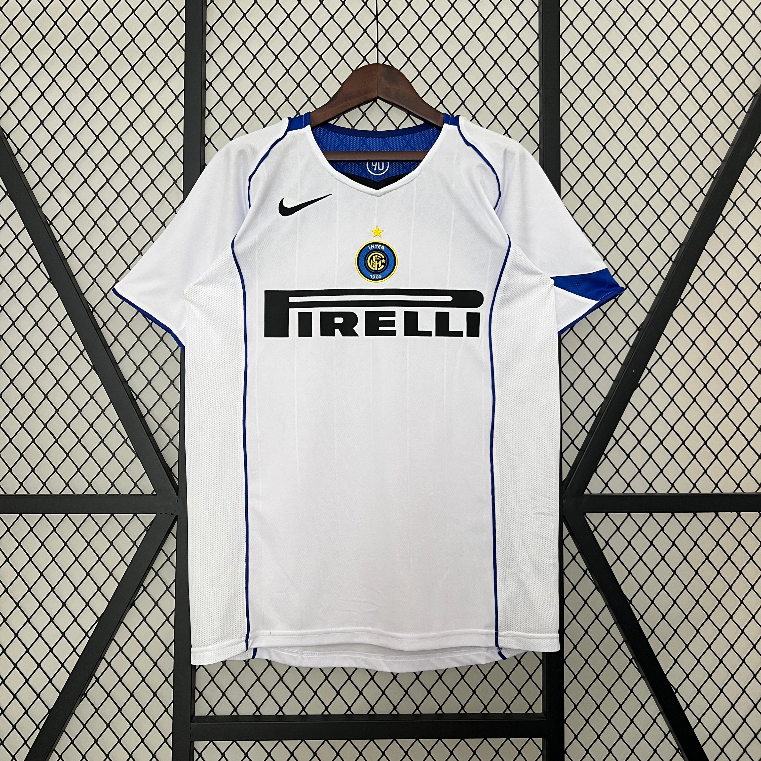 Inter de Milán Visita Retro 2004/05