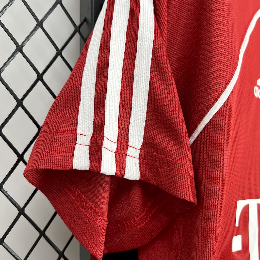Camiseta Bayern Munich Local Retro 2005/06 Versión Fan