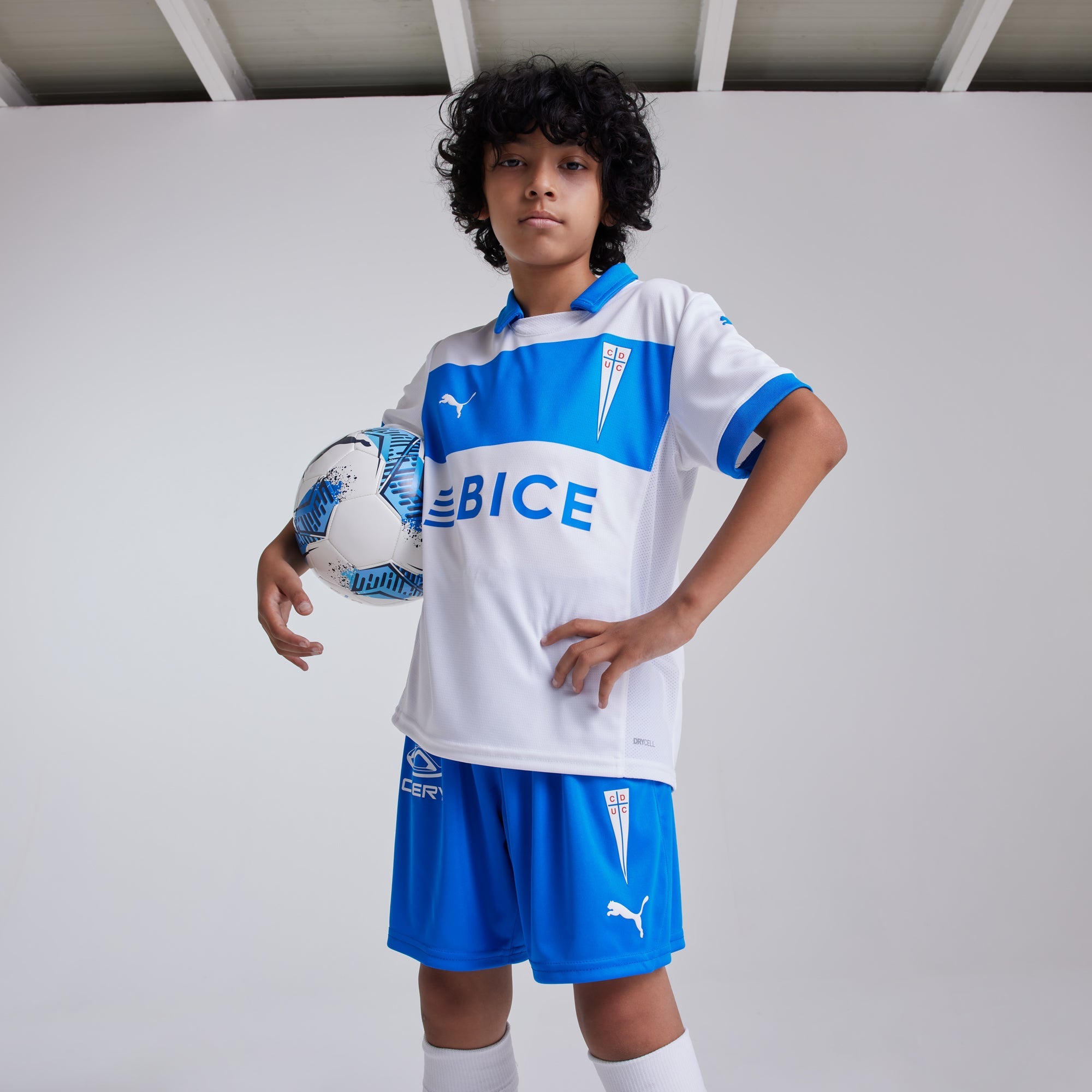 Camiseta Puma Universidad Católica Local 2025 Niño