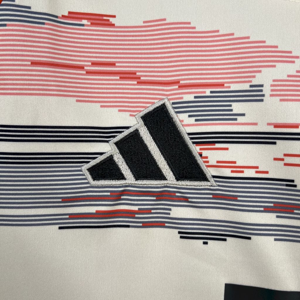 Camiseta Bayern Munich Visita 2025/26 Versión Fan