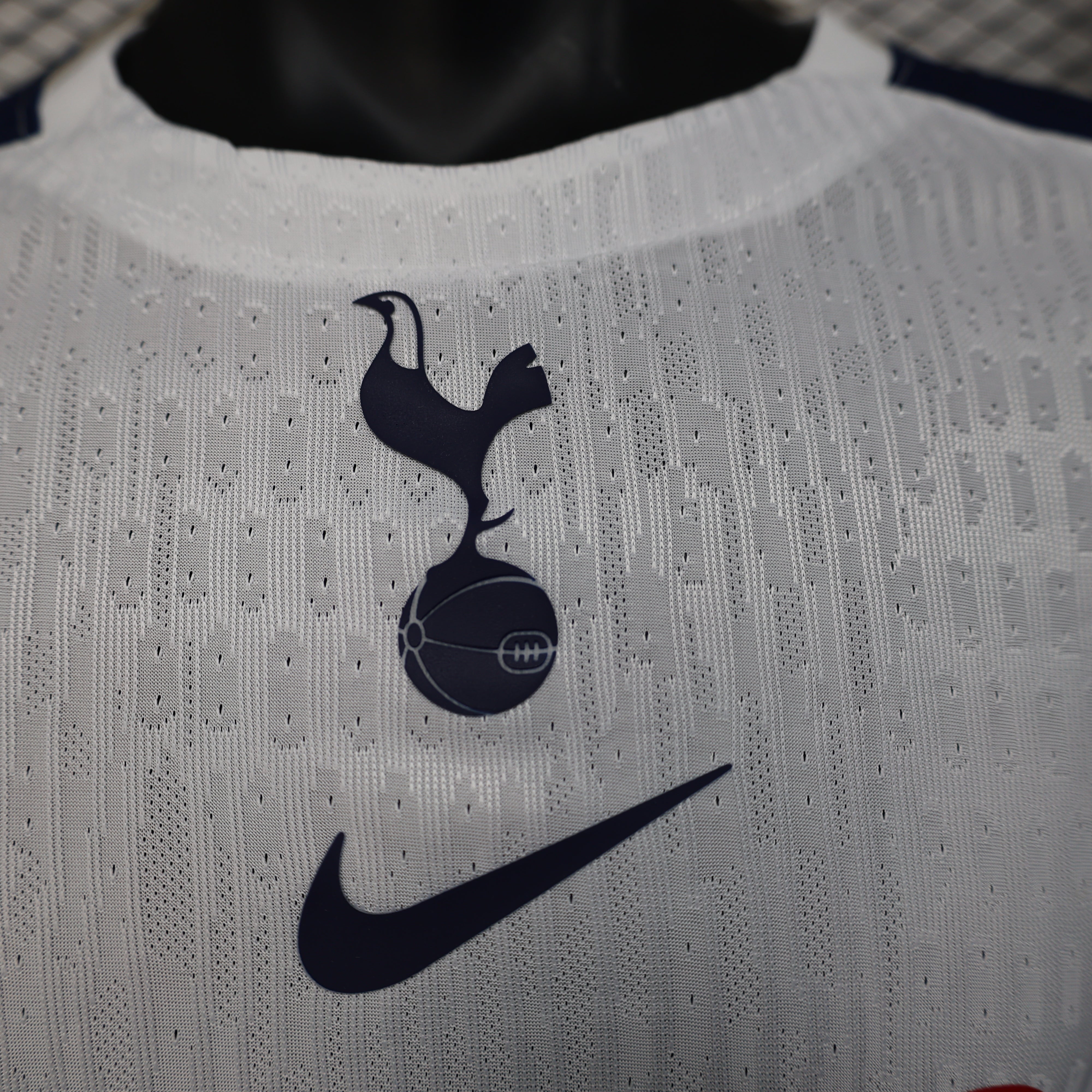 Tottenham Local 2025/26 Versión Jugador