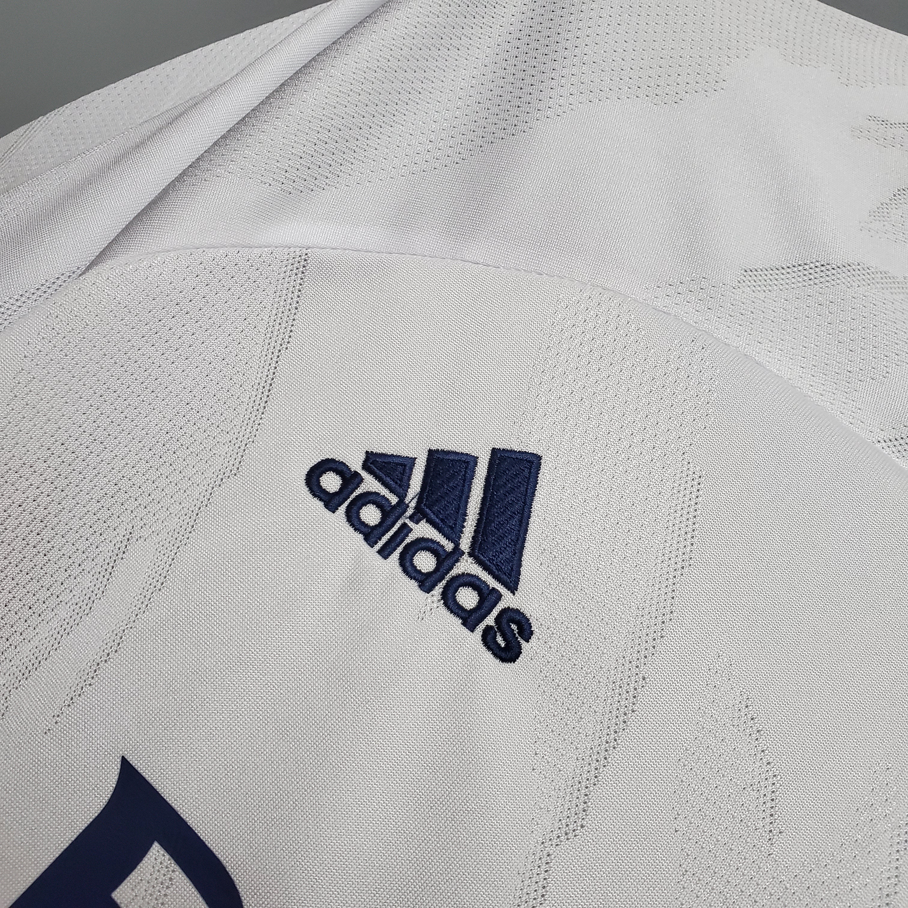 Camiseta Real Madrid Local Retro 2020/21