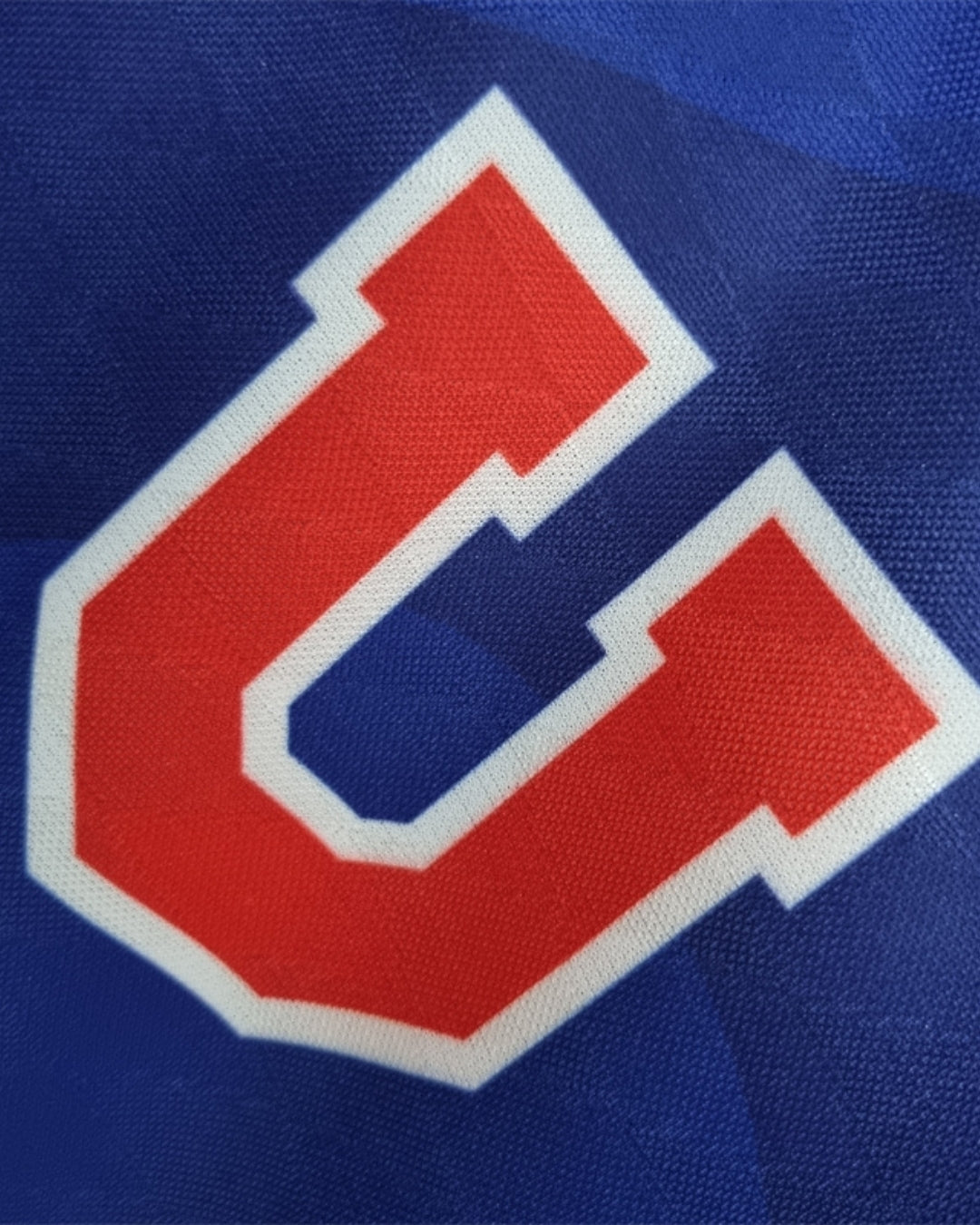 Camiseta Retro Universidad de Chile año 1996 – Calidad Premium, detalles históricos.