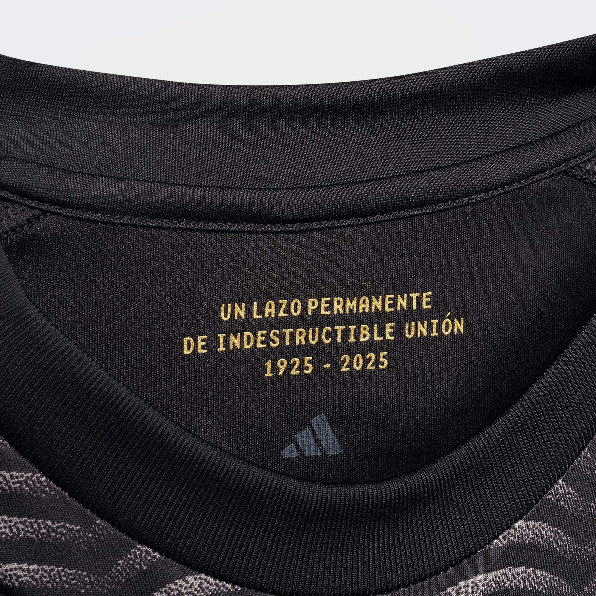 Camiseta Adidas Colo Colo Visita 2025 Adulto