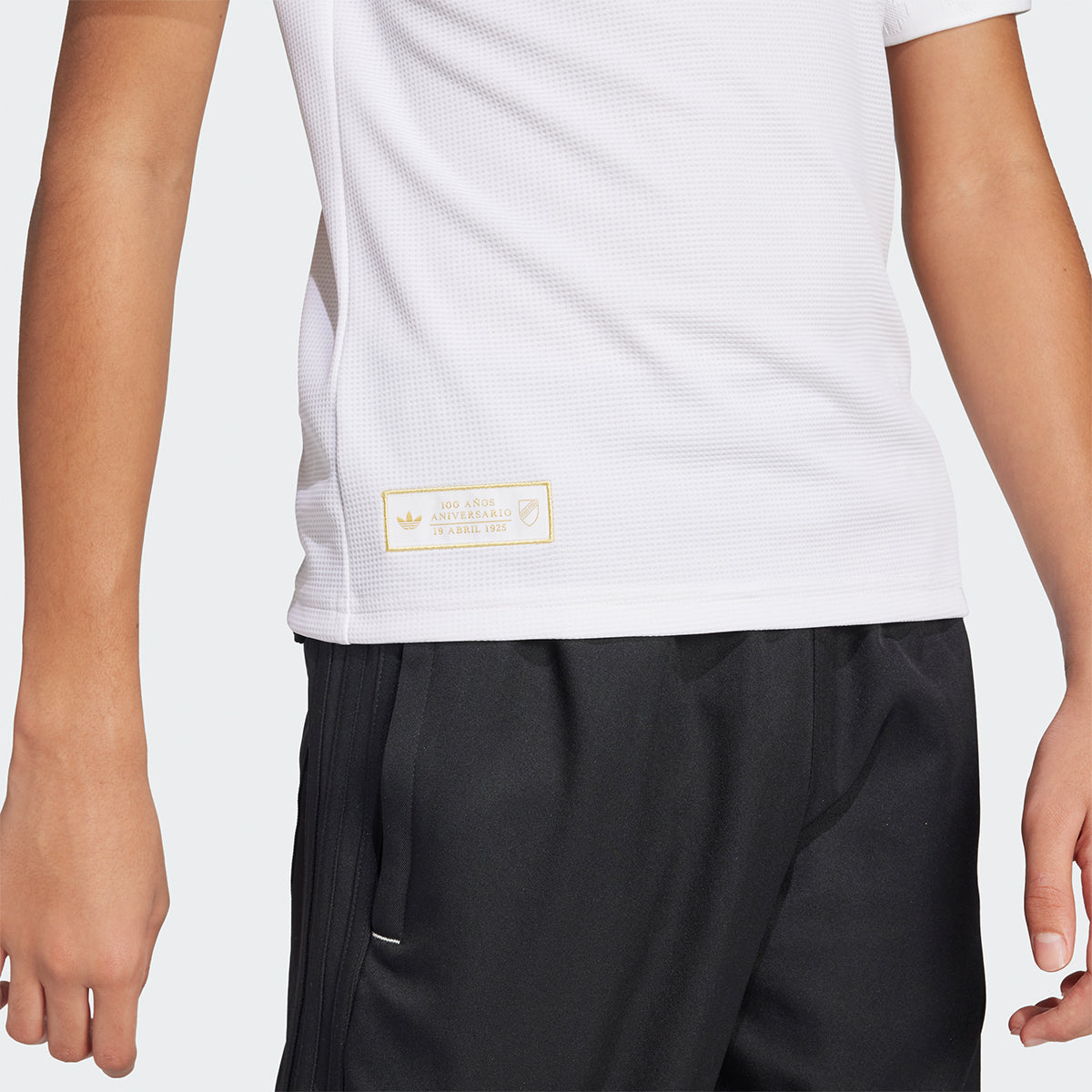 Camiseta Adidas Colo Colo Local 100 Años Niño 2025