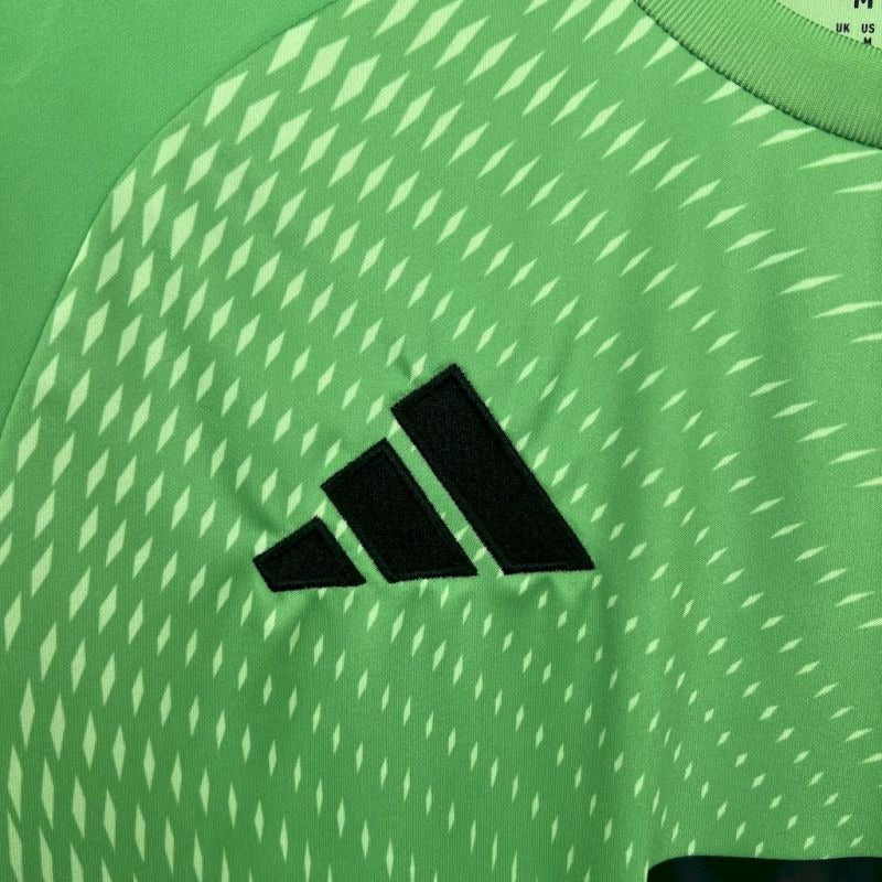 Camiseta Bayern Munich Portero Verde 2025/26 Versión Fan