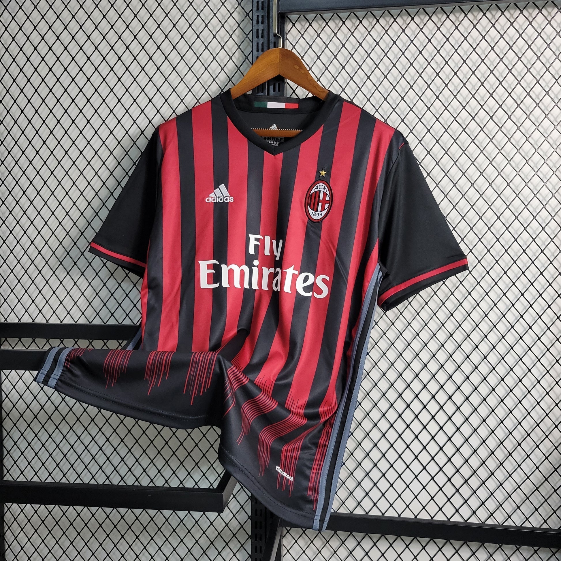 Camiseta AC Milán Local Retro 2016/17