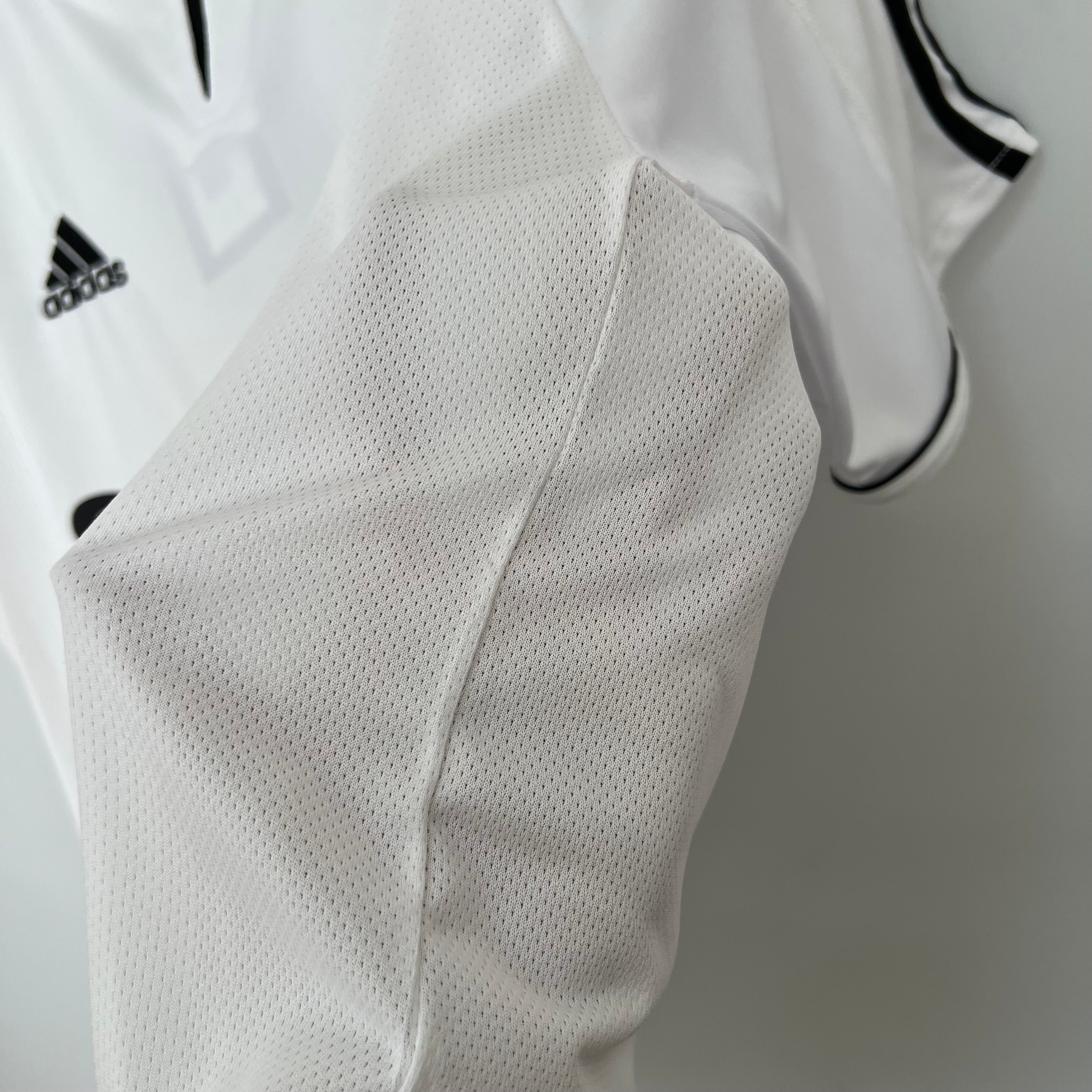 Camiseta Real Madrid Local Retro 2003/04