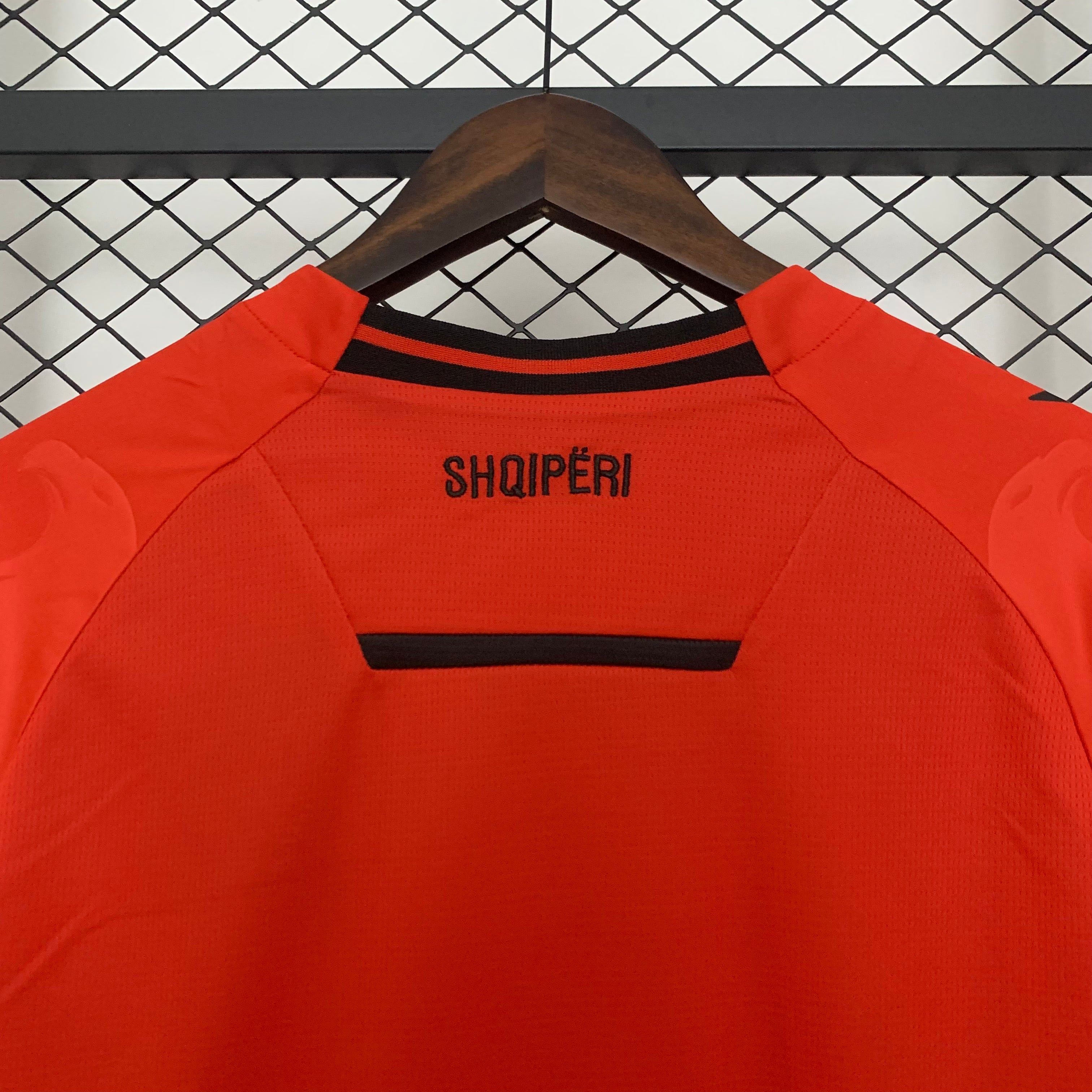 Camiseta Albania Local 2025/26 Versión Fan