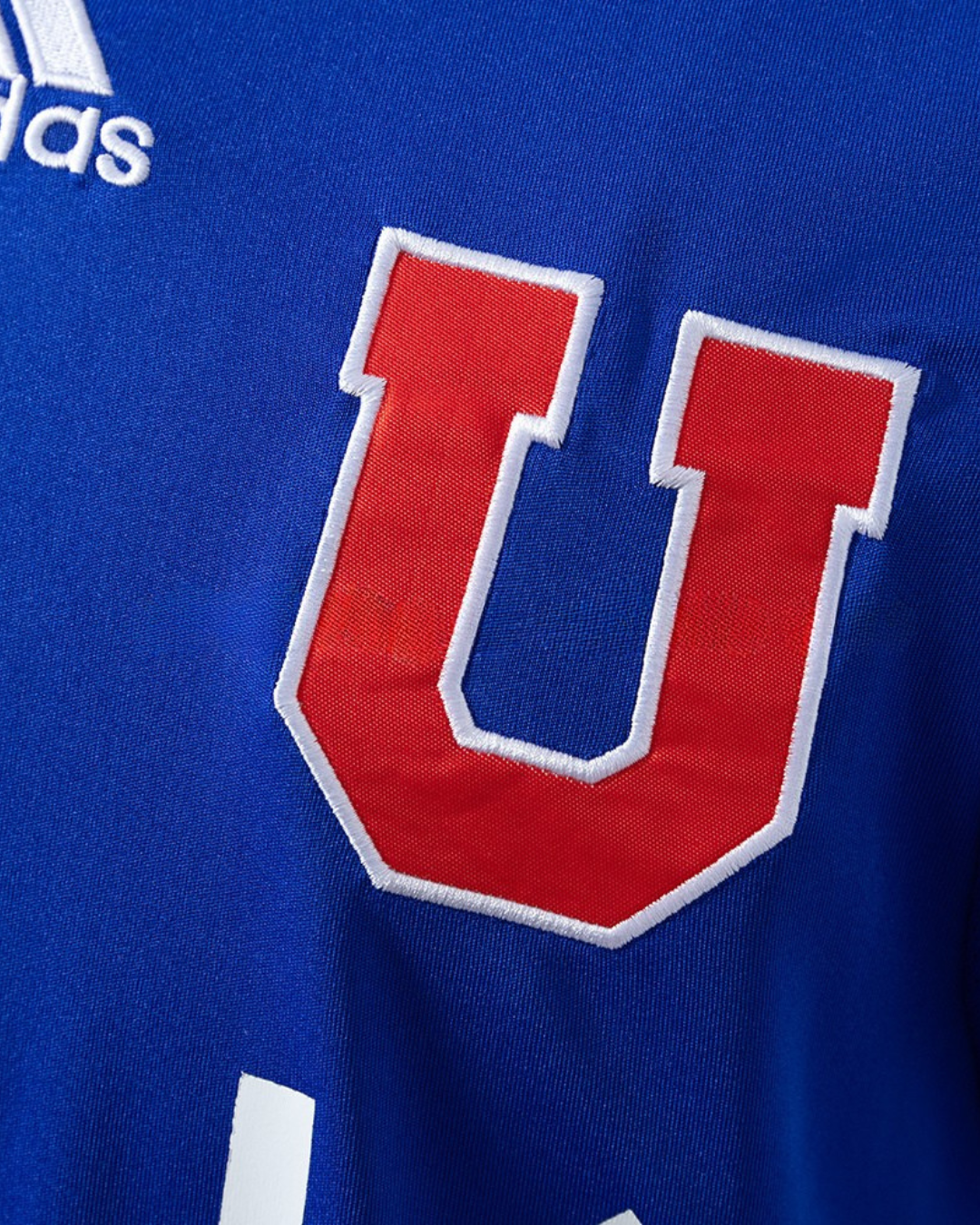Camiseta Retro Universidad de Chile 2011 Local Manga Larga