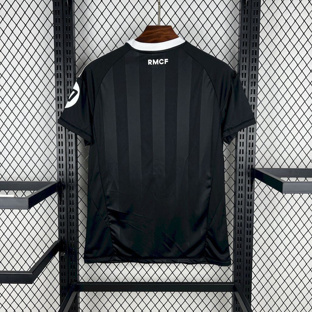 Real Madrid Entrenamiento Negro 2025/26 Versión Fan