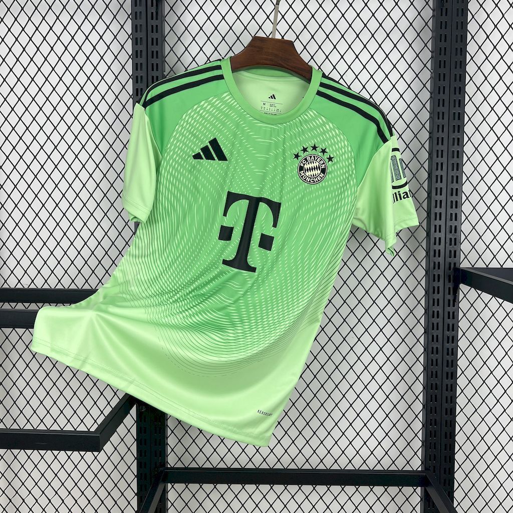 Camiseta Bayern Munich Portero Verde 2025/26 Versión Fan
