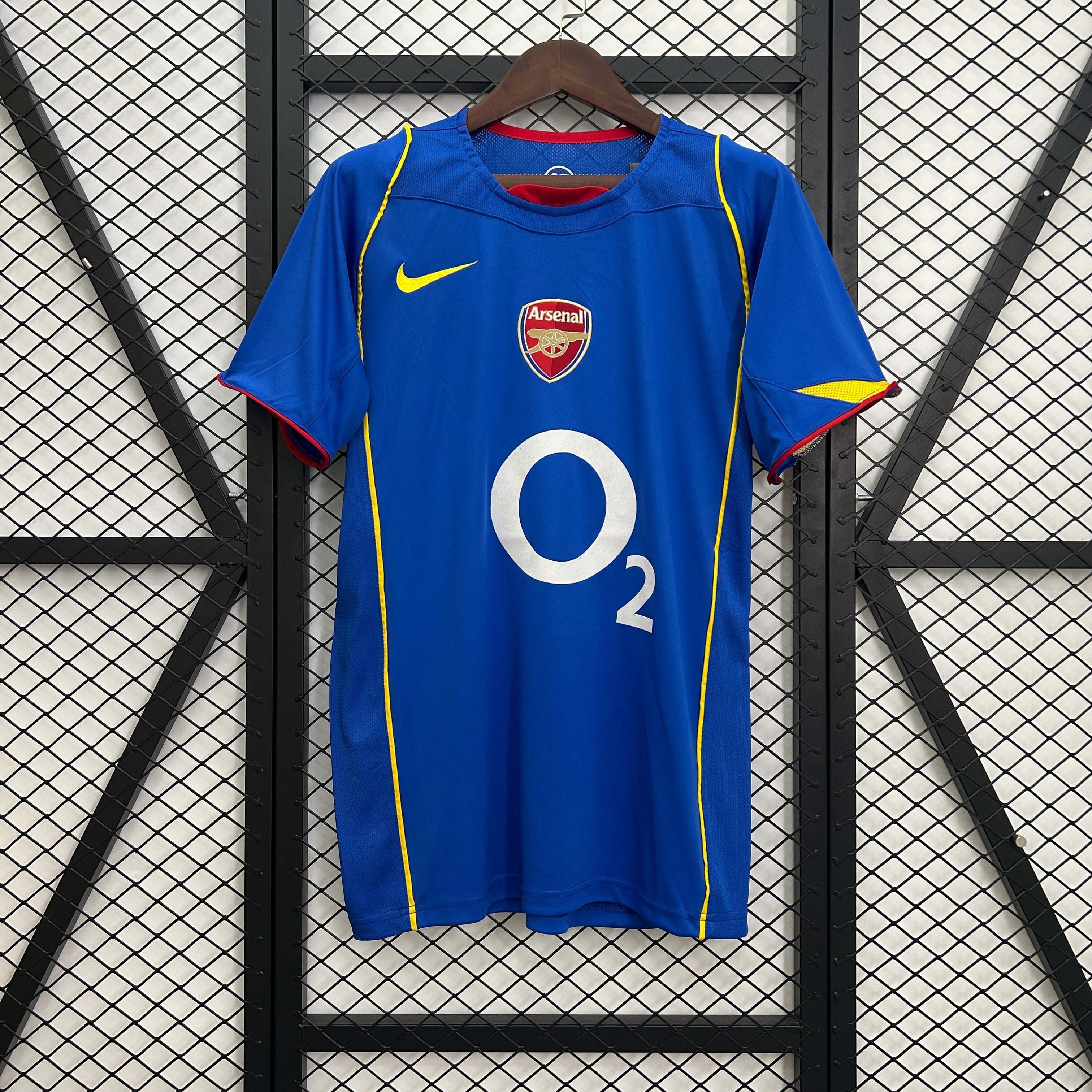 Camiseta Arsenal Visita Retro 2004/05 Versión Fan