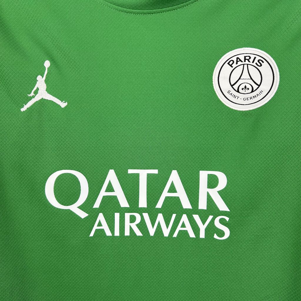 Paris Saint-Germain Portero Verde 2025/26 Manga Larga Versión Fan