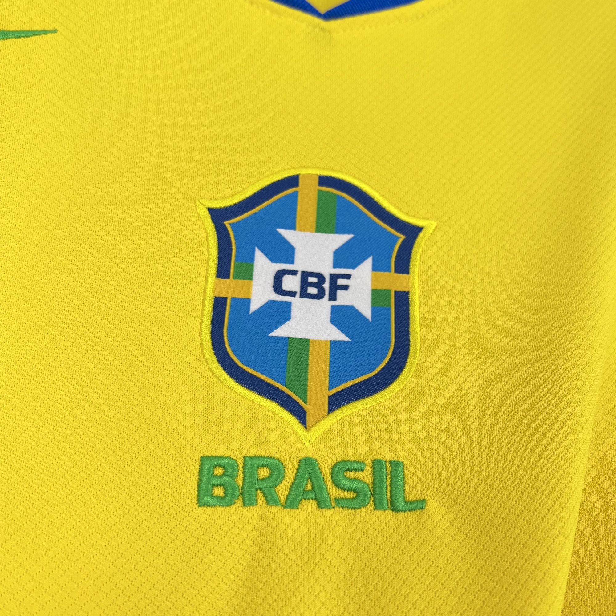 Camiseta Brasil Local 2025/26 Versión Fan