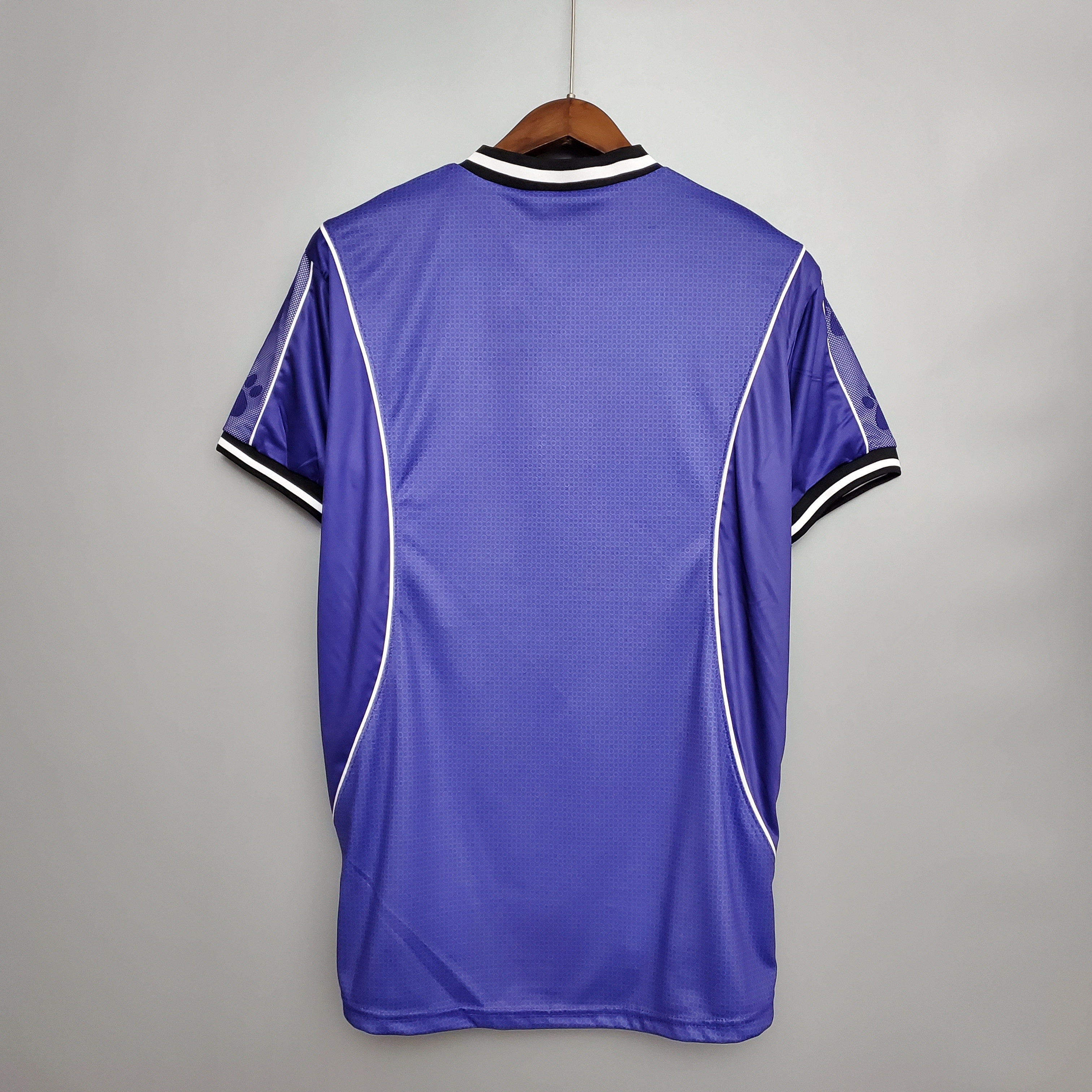 Camiseta Real Madrid Visita Retro 1997/98