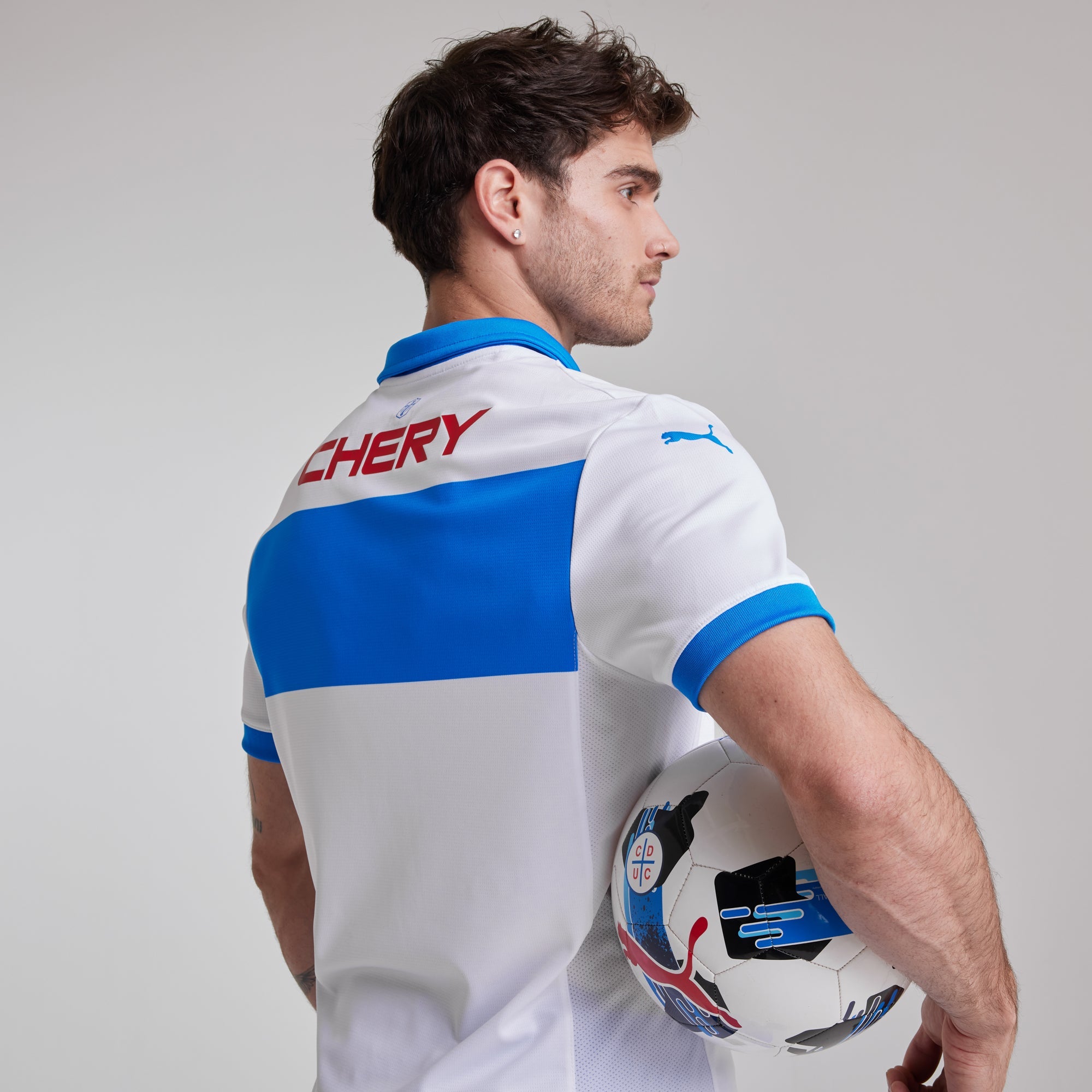 Camiseta Puma Universidad Católica Local 2025 Adulto