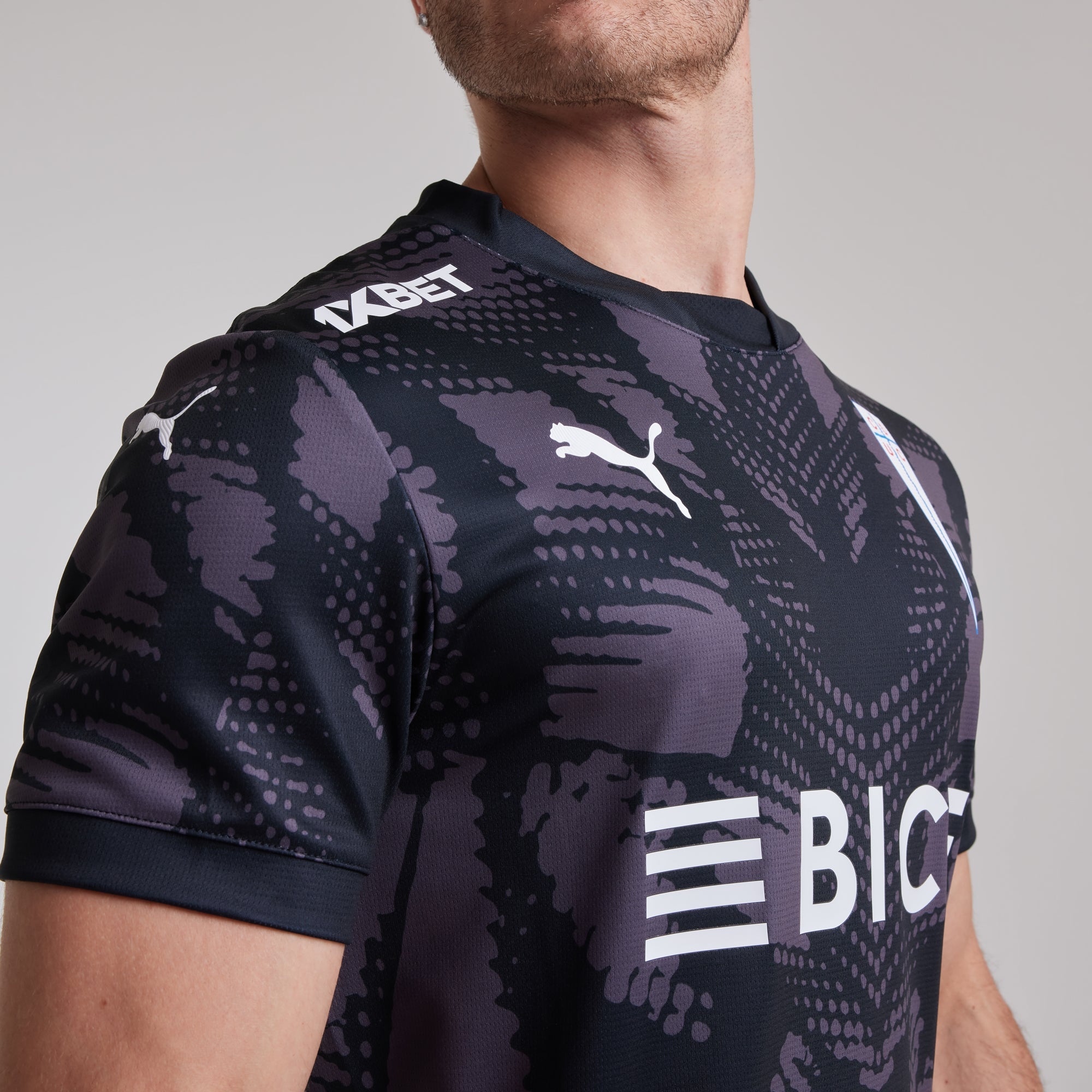 Camiseta Puma Universidad Católica Arquero 2025 Adulto