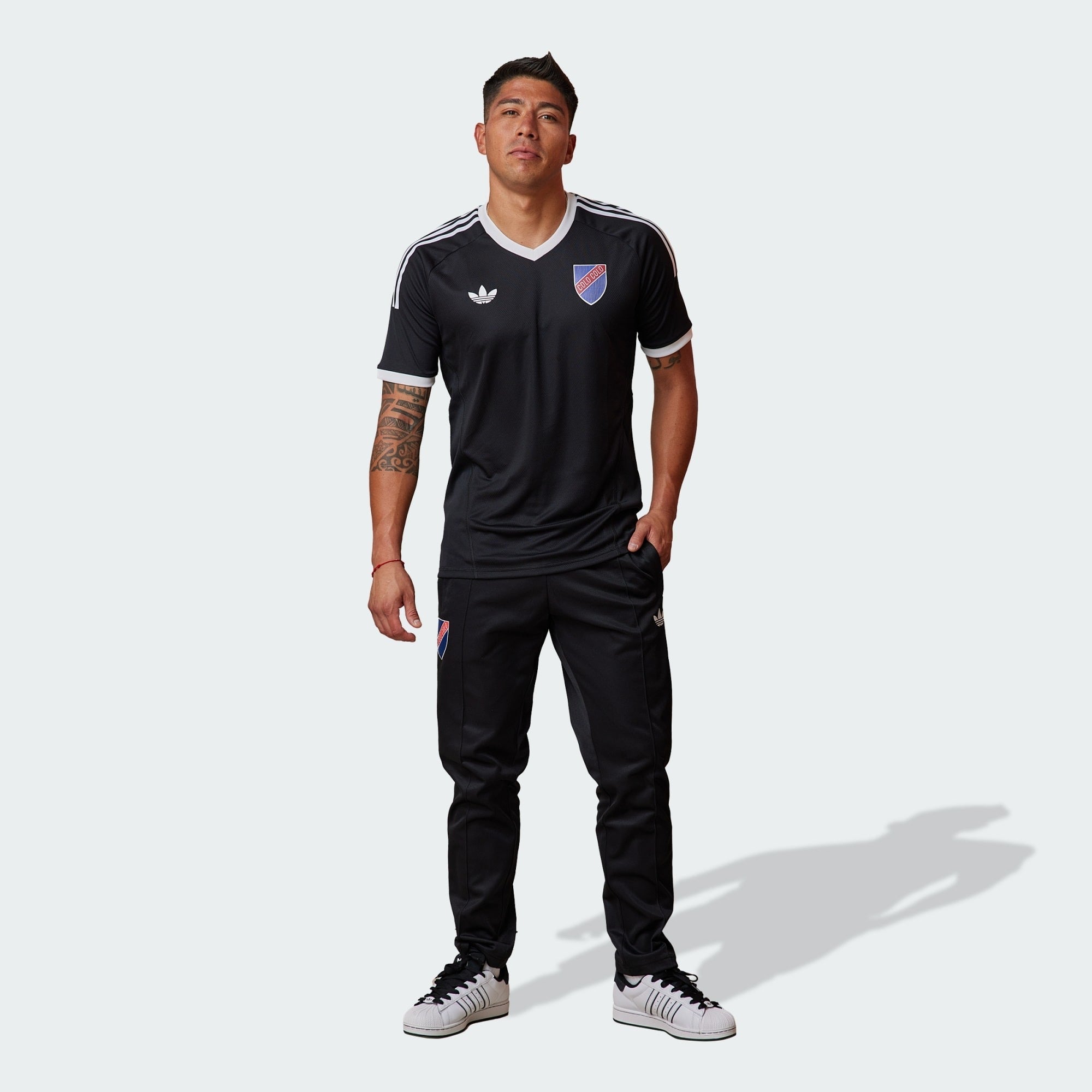 Camiseta Adidas Colo Colo Local 100 Años Negra Adulto
