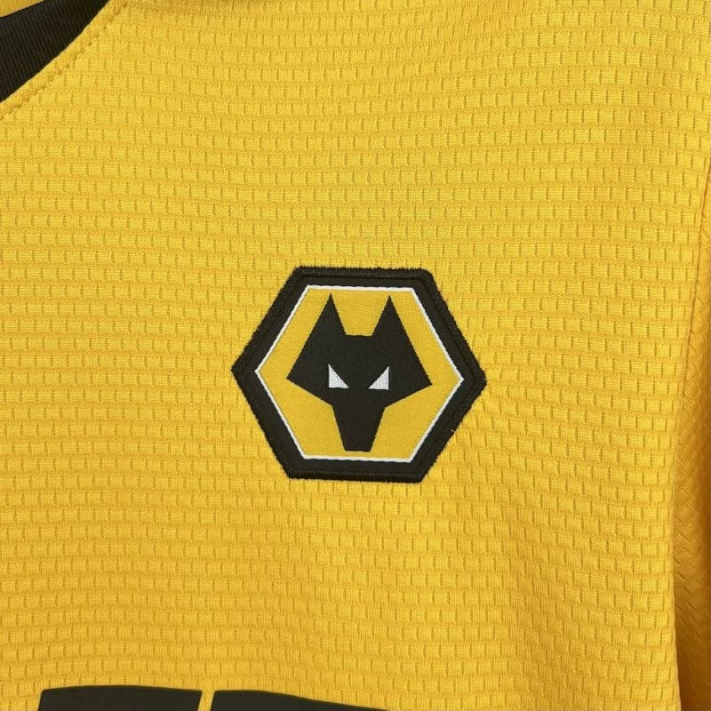 Camiseta Wolves Local 2025/26 Versión Fan