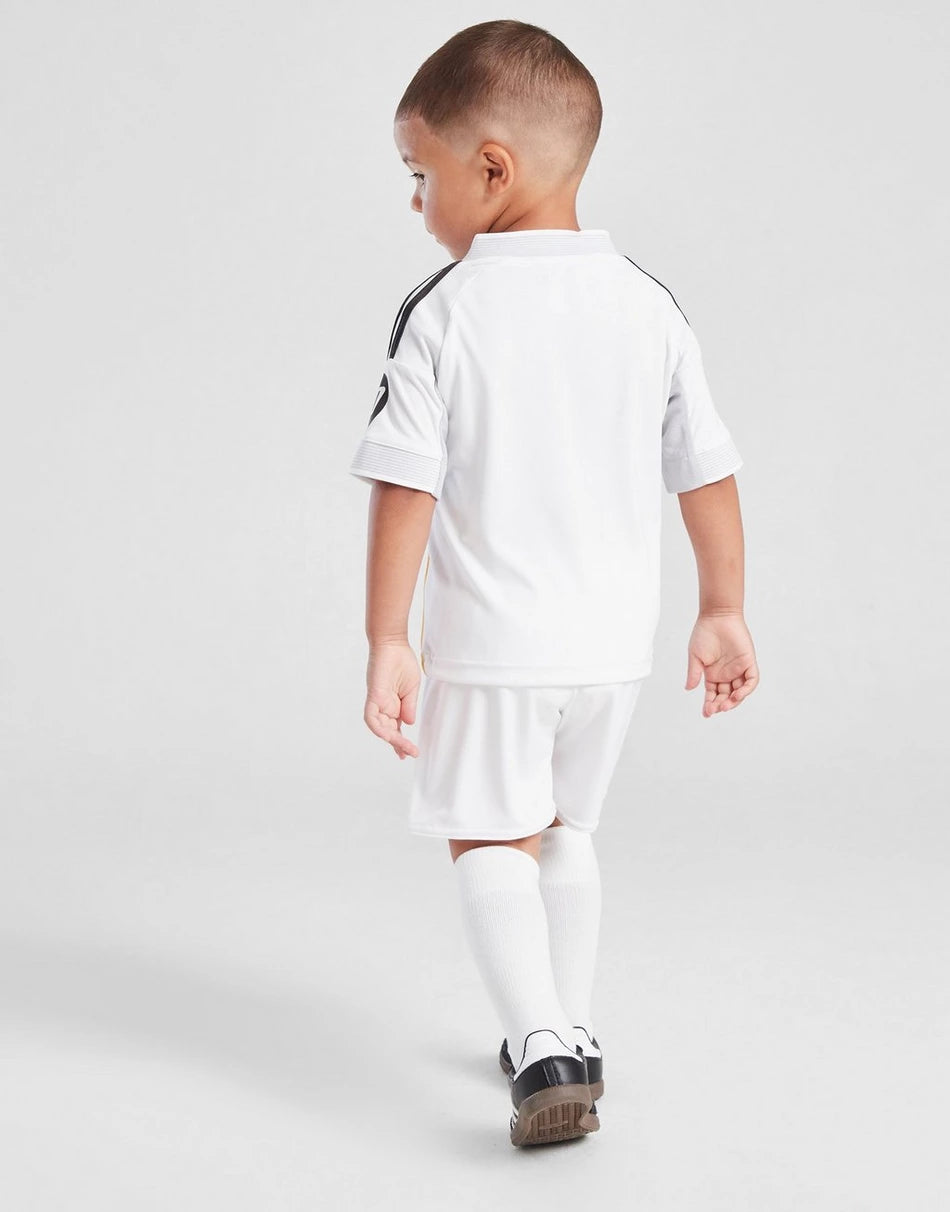 Real Madrid Kit Niños Local 2025/26